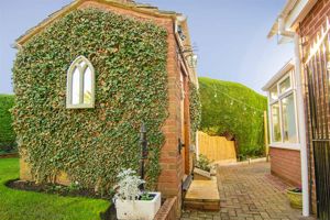 Photo 12- click for photo gallery